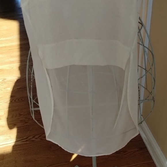 Zara Sleeveless Cream Top - Picture 3 of 15